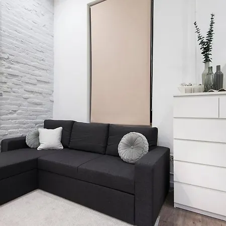 R76a With Ac בודפשט