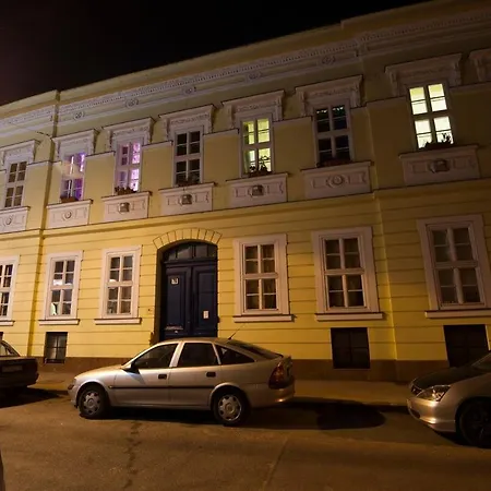 R76a With Ac Budapest